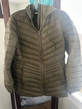 Lands' End Olive Packable Quilted Hooded Puffer